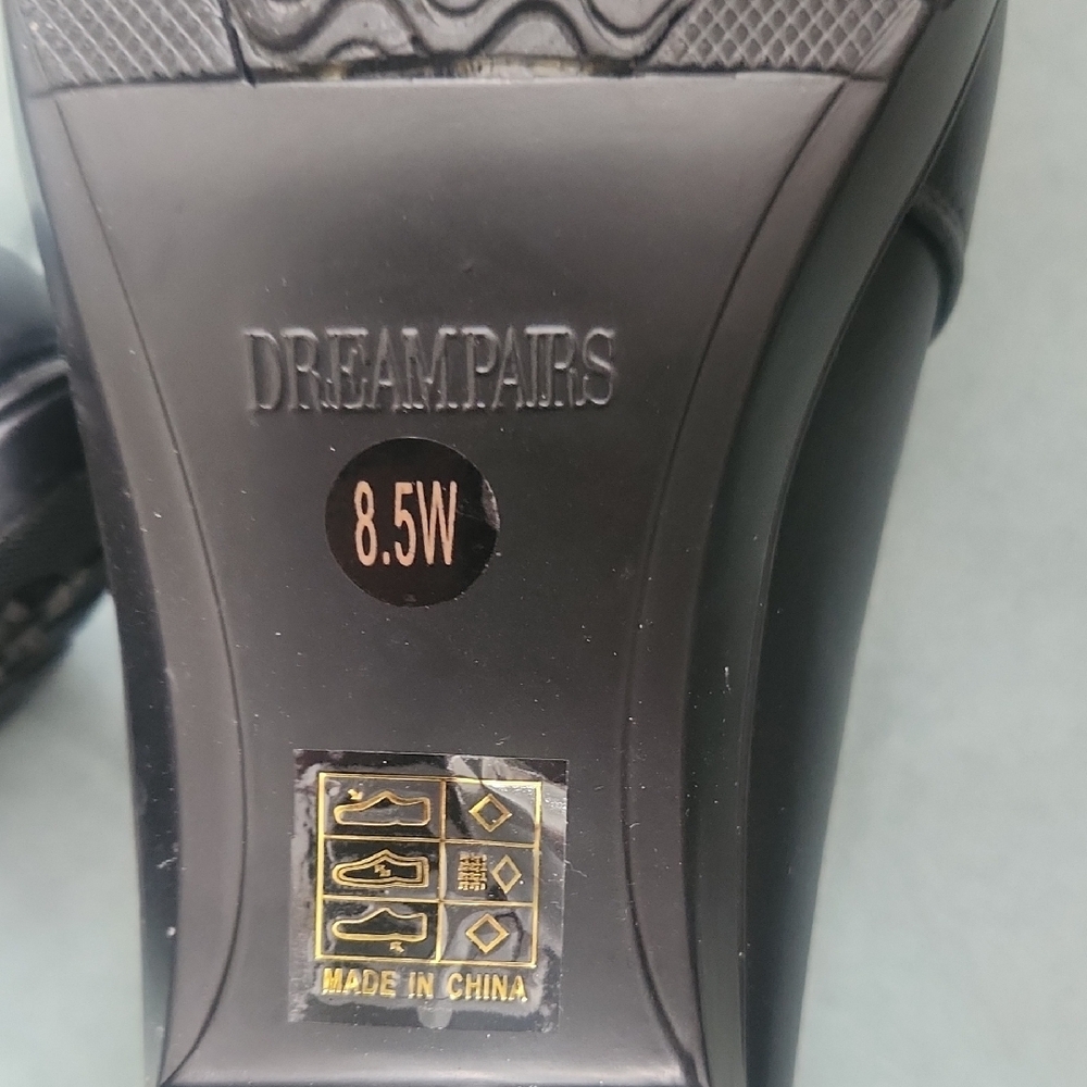 Dream Pairs Womans Elegant Black Slip-On Loafers - Picture 3 of 5
